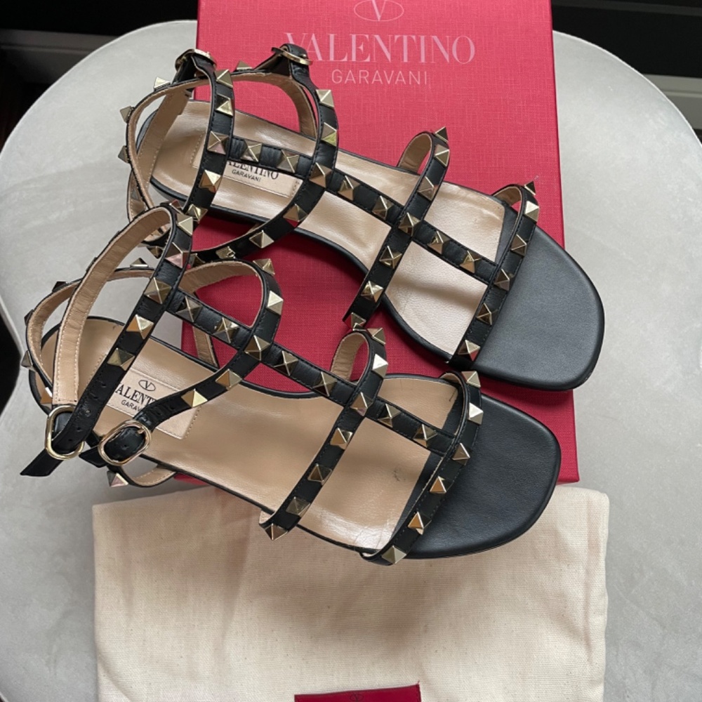 Valentino Garavani Rockstud Sandals - NWOT - Picture 6 of 6
